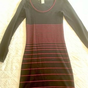 Midi fitted sweater dress